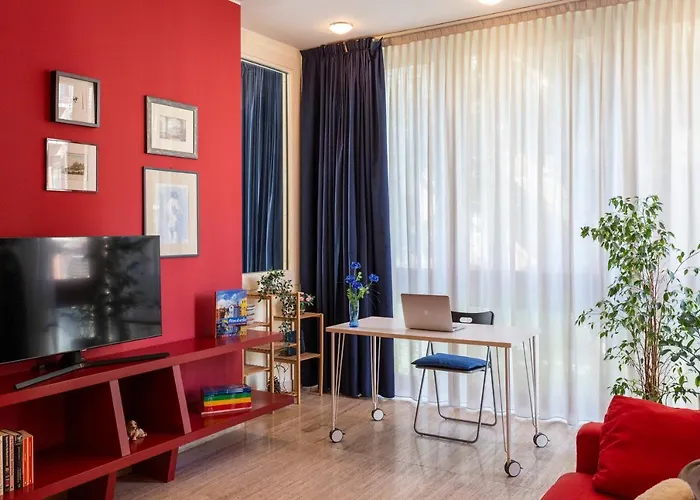 Twins - Tolstoj District Apartment Milan